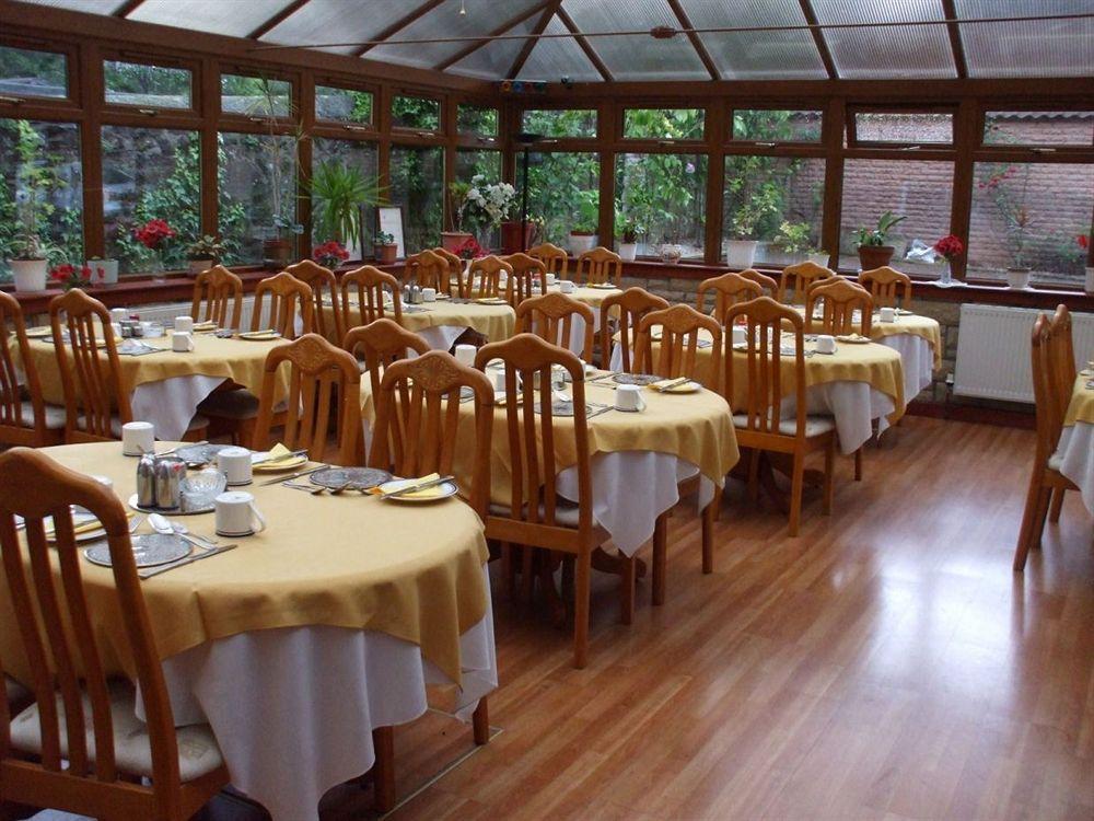 Corstorphine Lodge Hotel Edinburgh Ngoại thất bức ảnh